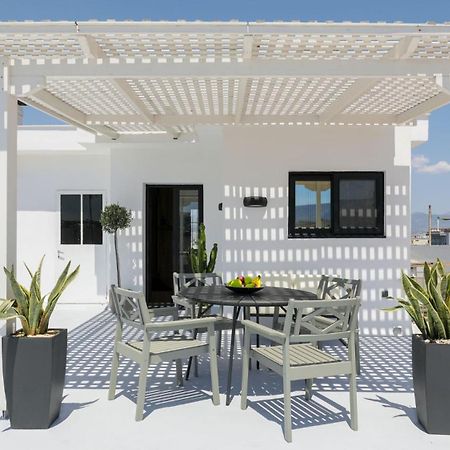 Acropol Studio Loft With Amazing View & Terrace Atene Camera foto